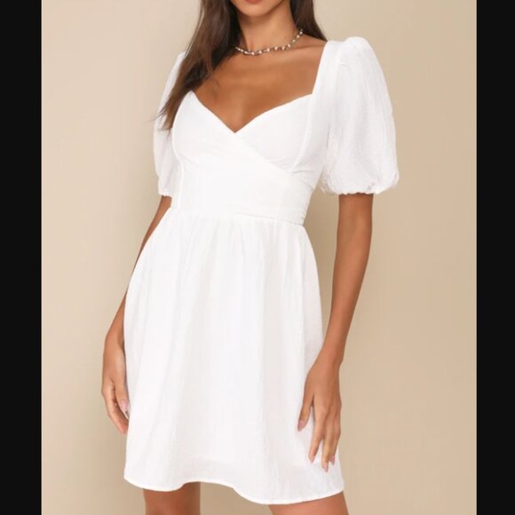 Lulus Women's Little Bit In Love White Surplice Puff Sleeve Mini Dress XSmall - Picture 1 of 6
